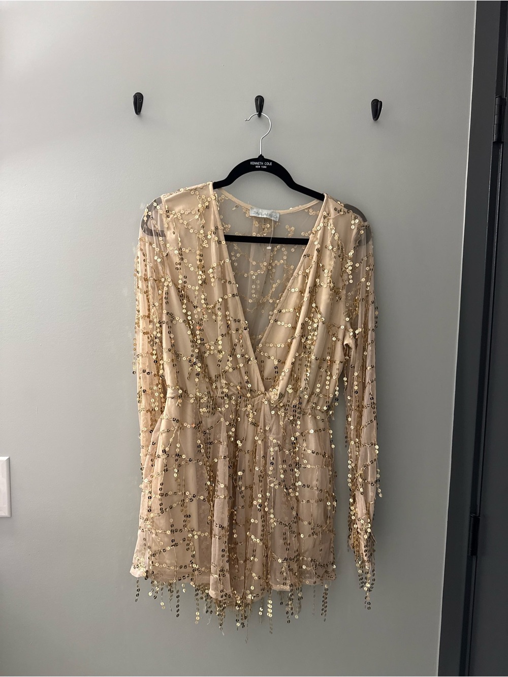Gold Sequin V-Neck Long Sleeve Dress
